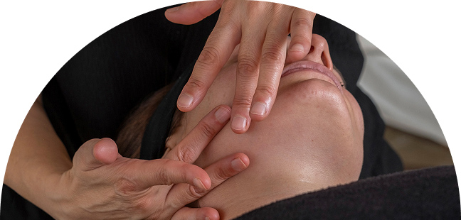 Cours d’automassage Kobido® : apprenez l’art du geste
